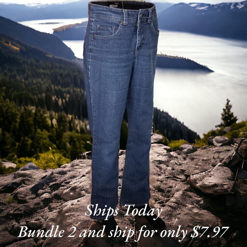Basic Editions Women's Size 6 30X32 71% Cotton Blue Denim Bootcut Jeans 10954